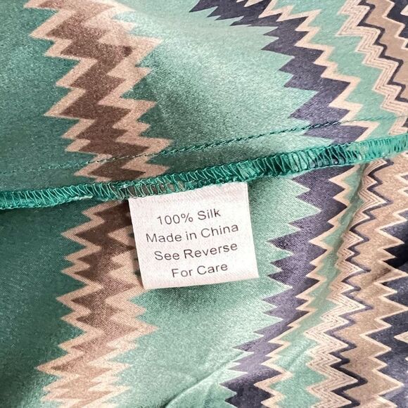 🔥5 for $25 sale🔥 Parker Women's Zigzag Print Uneven Shoulder Silk dress - Picture 8 of 9